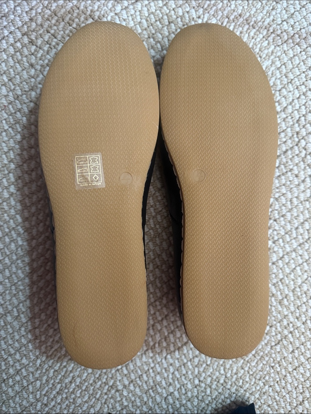 Charix Women's Black Slip-On Loafers — Classic Comfort Flats - Picture 2 of 2